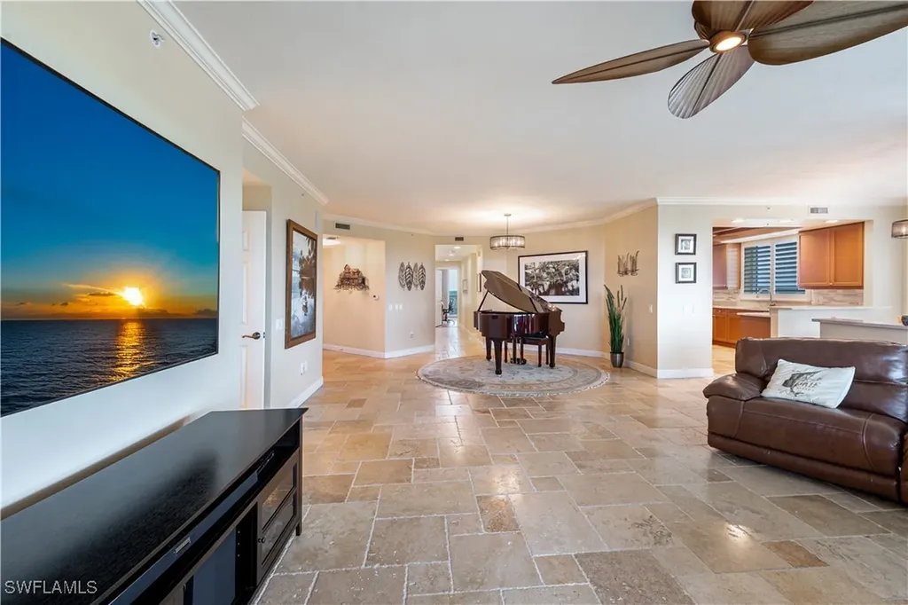 455 Cove Tower Drive Naples FL 34110