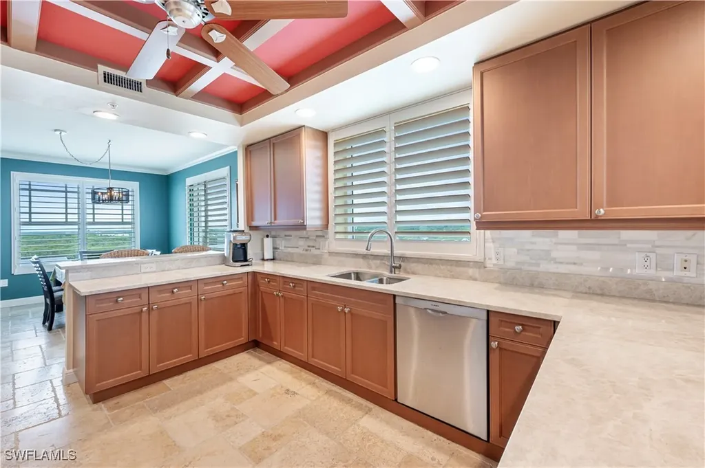 455 Cove Tower Drive Naples FL 34110