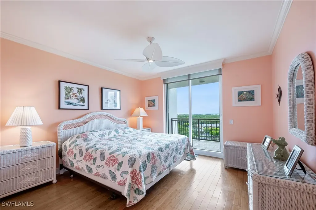 455 Cove Tower Drive Naples FL 34110