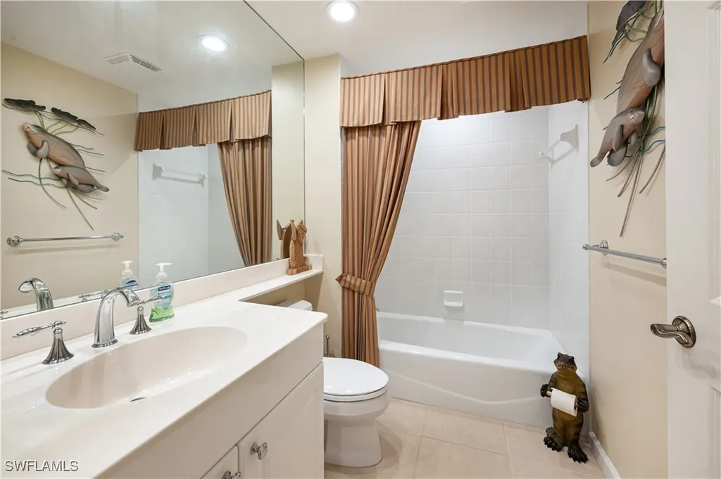 455 Cove Tower Drive Naples FL 34110