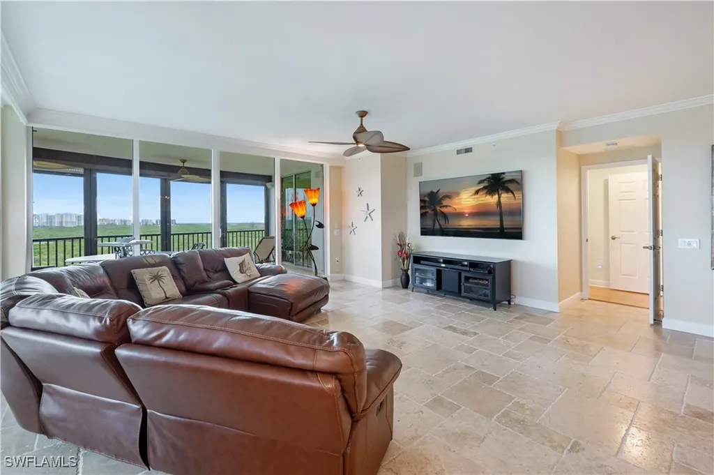 455 Cove Tower Drive Naples FL 34110