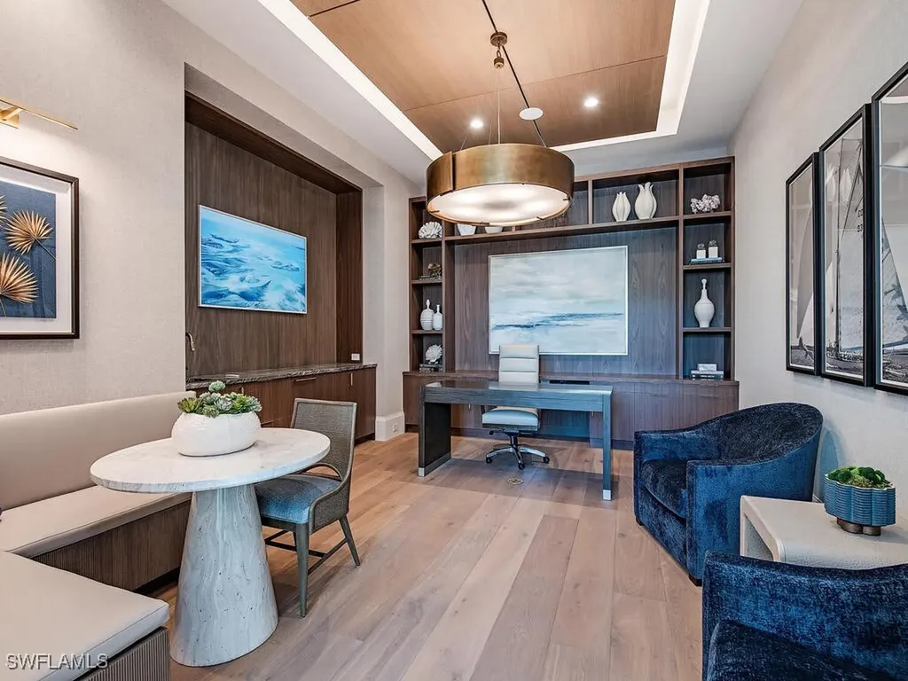 1795 Gordon Drive Naples FL 34102