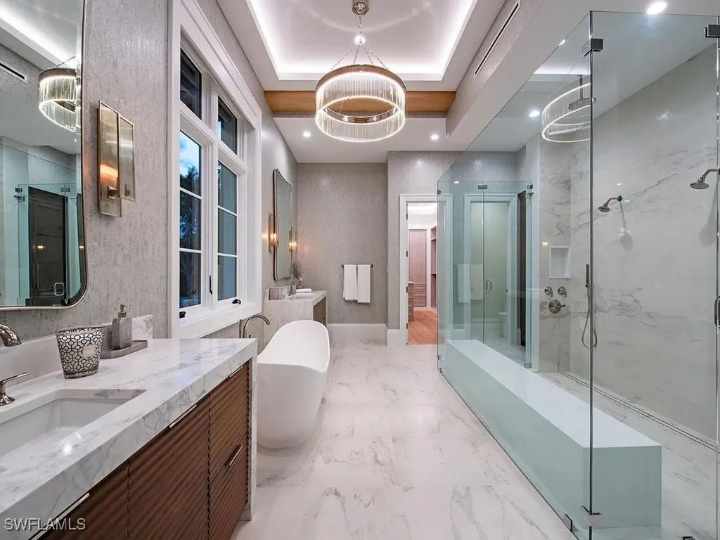 1795 Gordon Drive Naples FL 34102