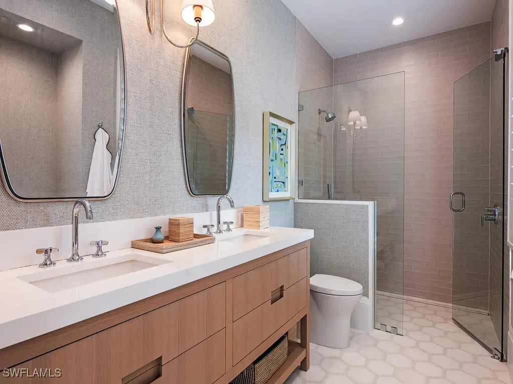 1795 Gordon Drive Naples FL 34102