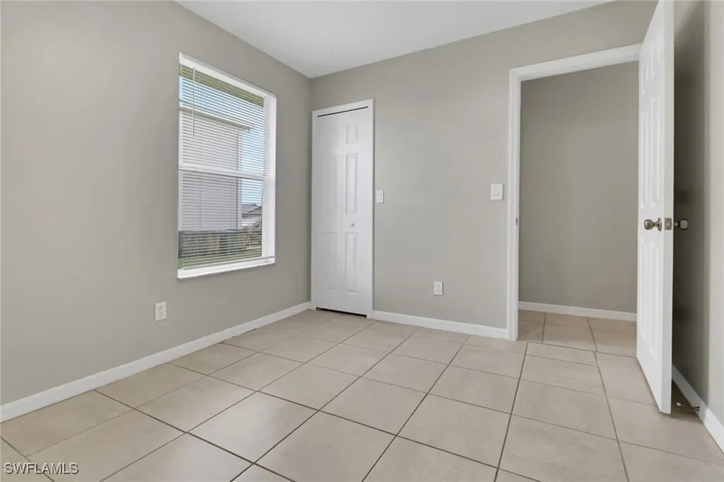1121 SW 9th Avenue Cape Coral FL 33991