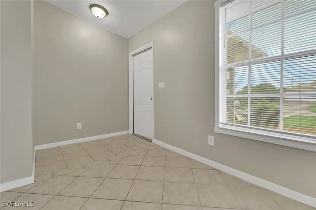 1121 SW 9th Avenue Cape Coral FL 33991