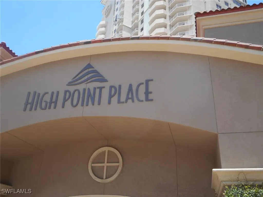 2080 W 1st Street Fort Myers FL 33901