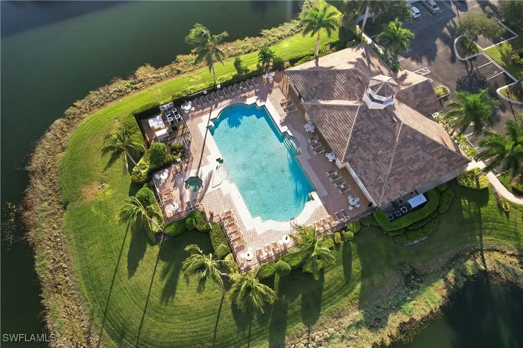 8550 Kingbird Loop Estero FL 33967