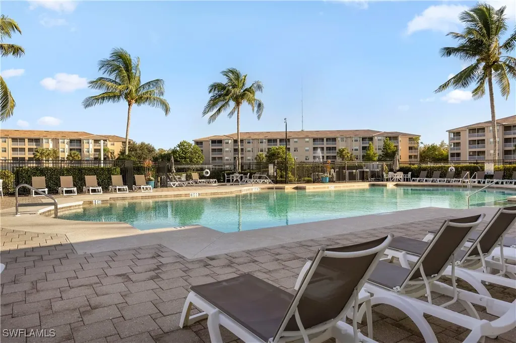 8550 Kingbird Loop Estero FL 33967