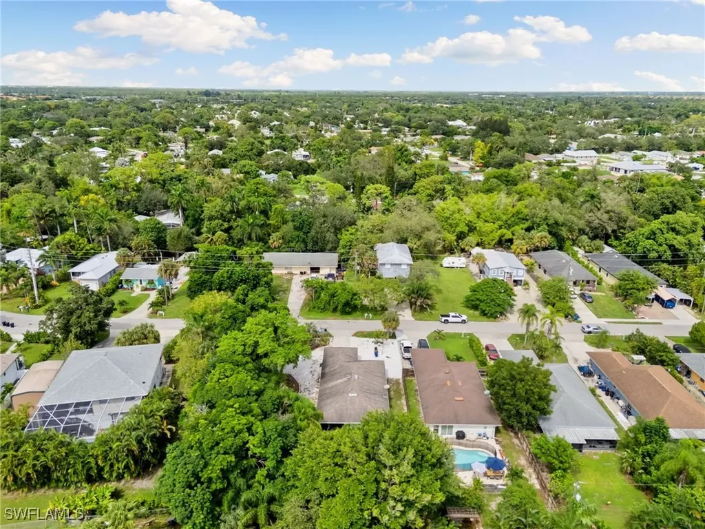27673 Tennessee Street Bonita Springs FL 34135