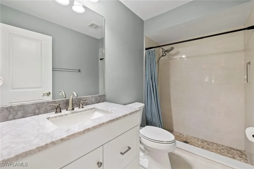 20821 Coconut Drive Estero FL 33928