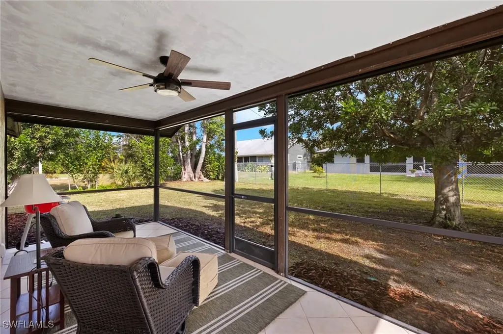 20821 Coconut Drive Estero FL 33928