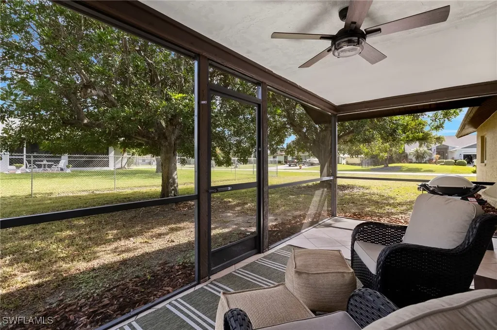 20821 Coconut Drive Estero FL 33928