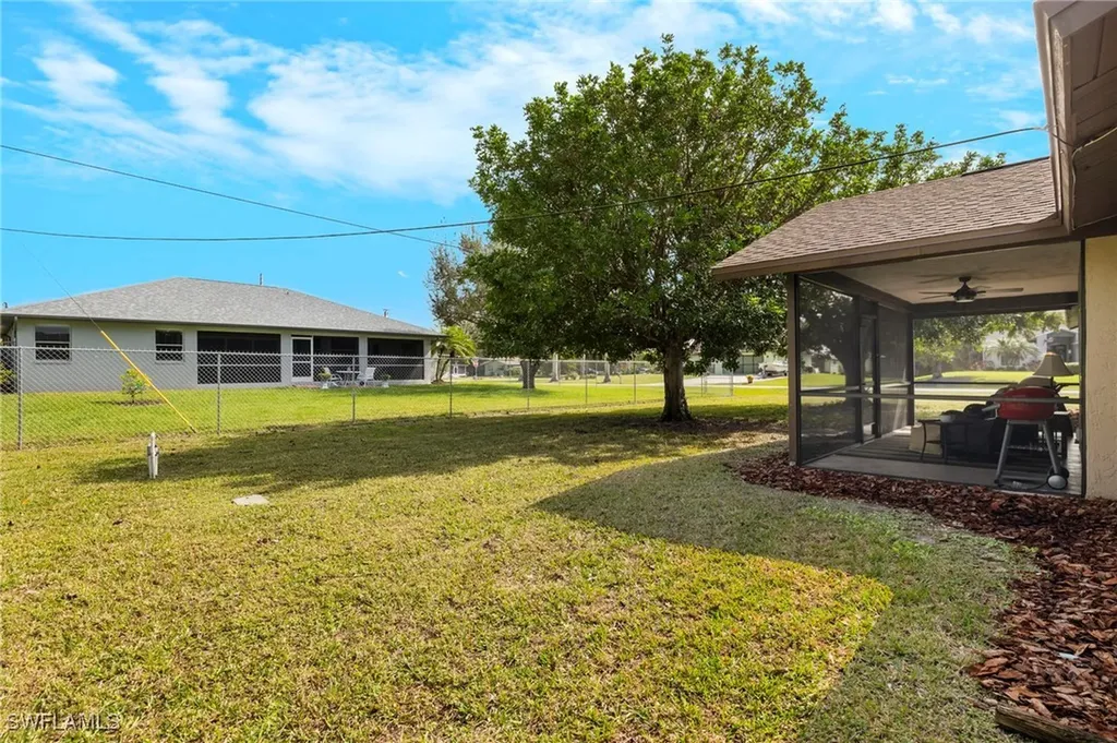 20821 Coconut Drive Estero FL 33928