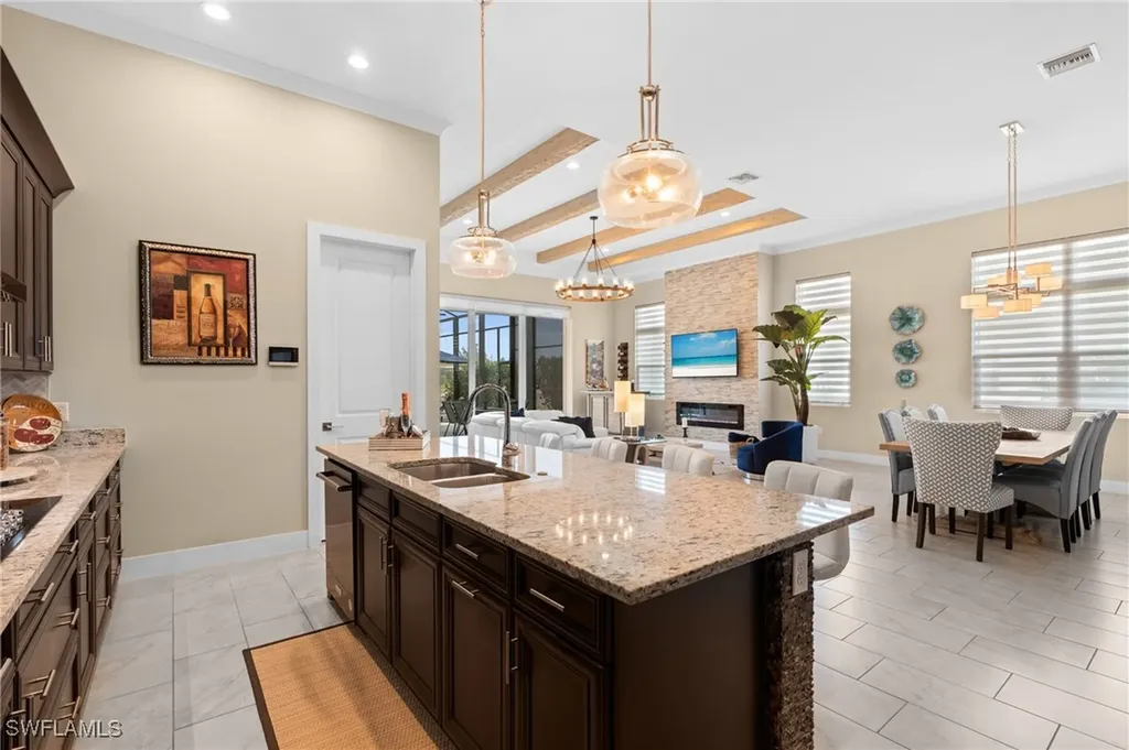 3671 Sapphire Cove Circle Naples FL 34114