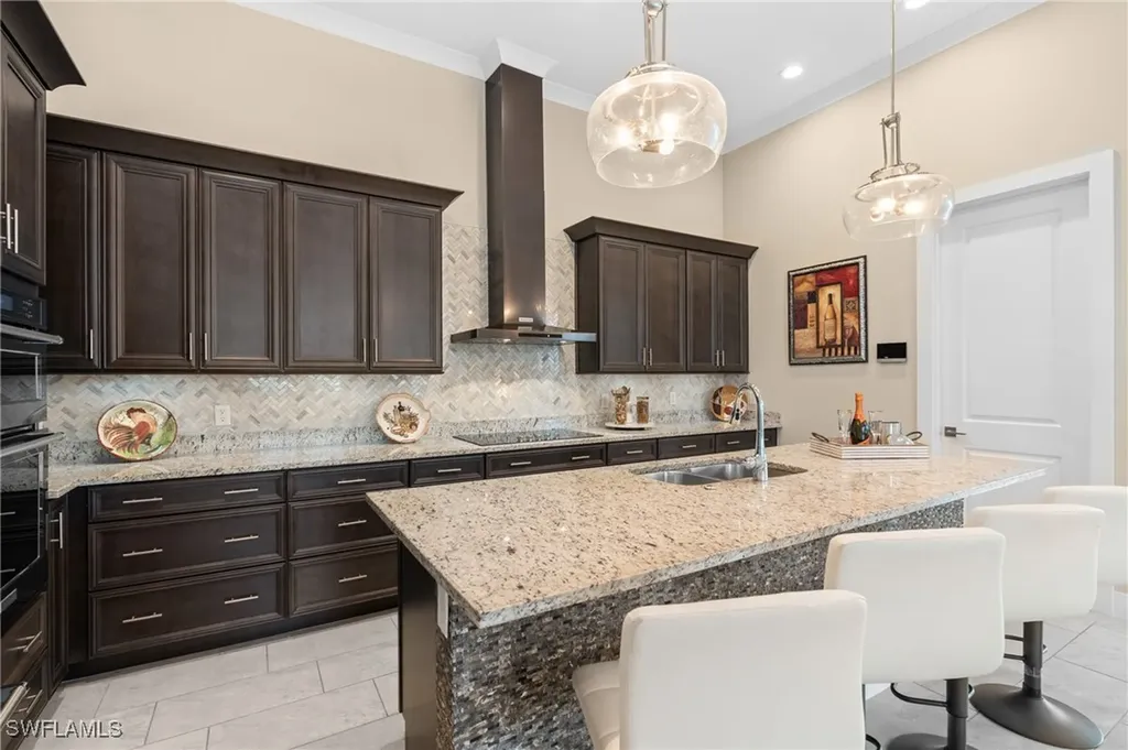 3671 Sapphire Cove Circle Naples FL 34114