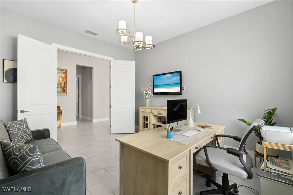 3671 Sapphire Cove Circle Naples FL 34114