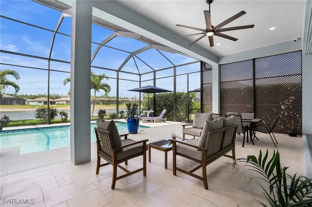 3671 Sapphire Cove Circle Naples FL 34114