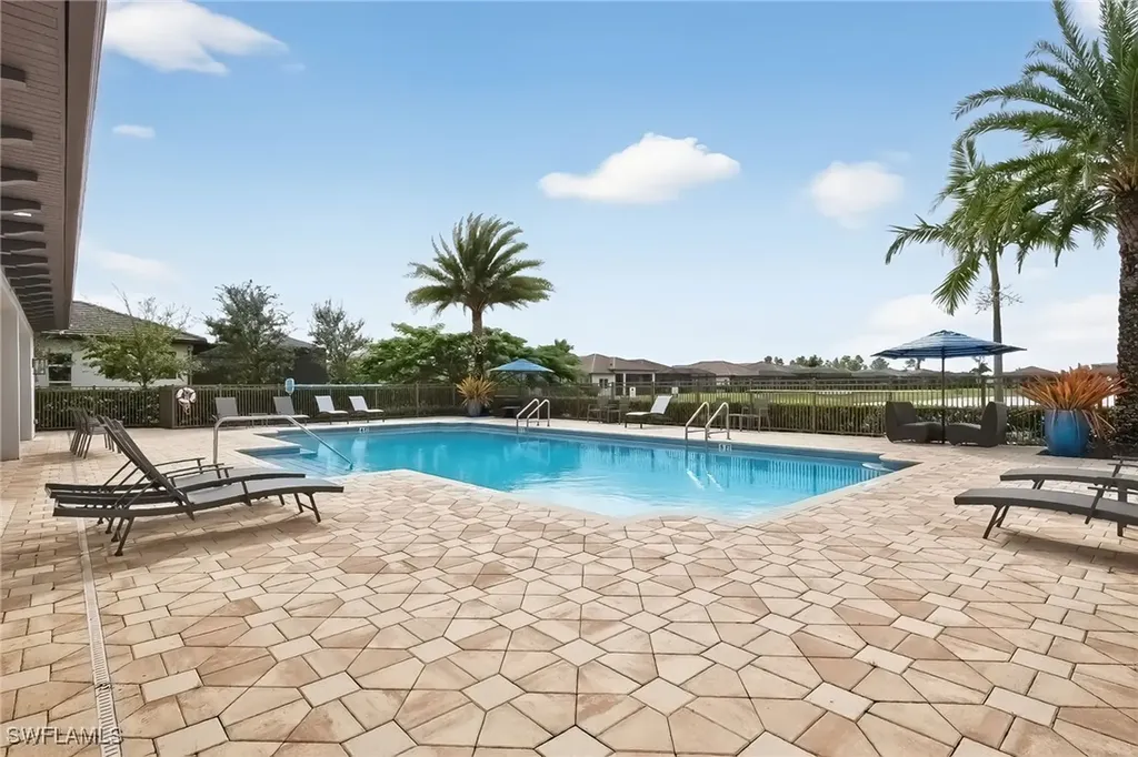 3671 Sapphire Cove Circle Naples FL 34114
