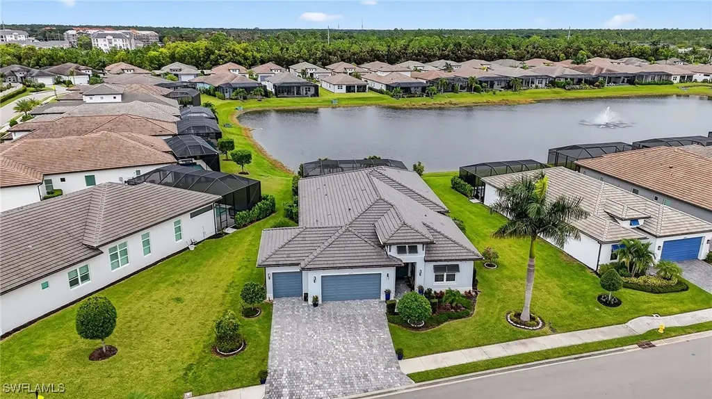 3671 Sapphire Cove Circle Naples FL 34114