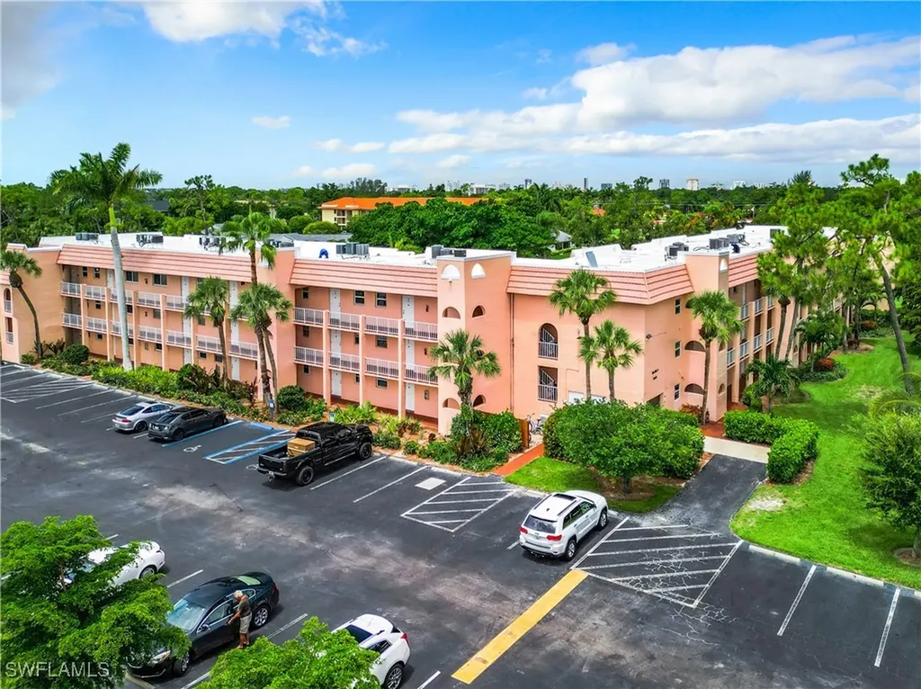 100 Forest Lakes Boulevard Naples FL 34105