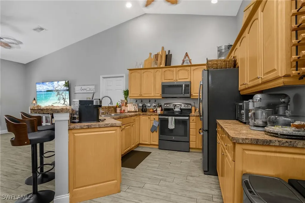 26545 Saville Avenue Bonita Springs FL 34135