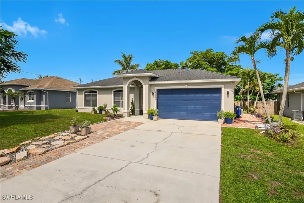 26545 Saville Avenue Bonita Springs FL 34135
