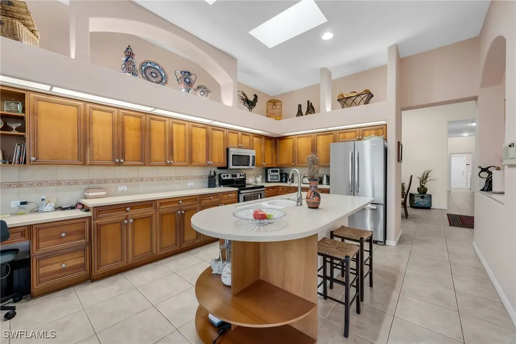 6095 Fairway Court Naples FL 34110