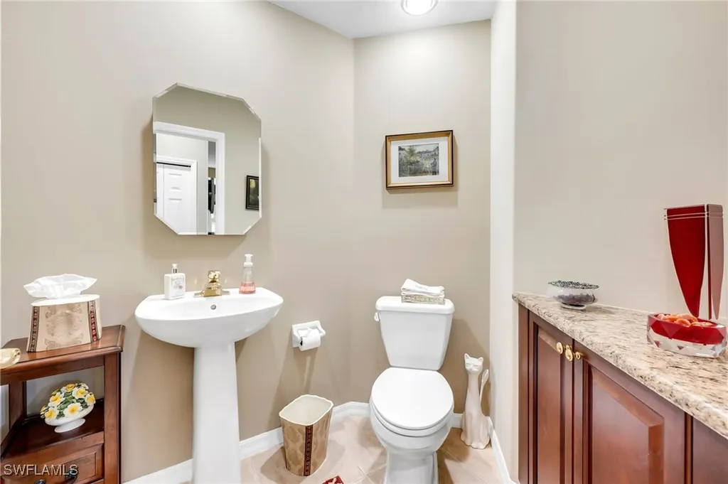 6095 Fairway Court Naples FL 34110