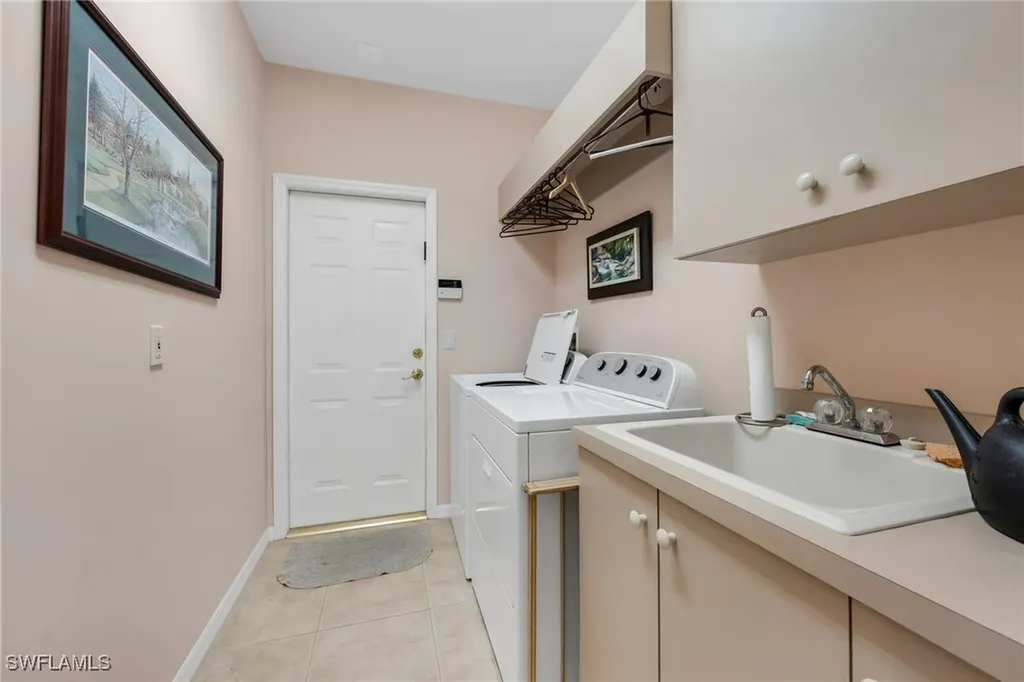 6095 Fairway Court Naples FL 34110