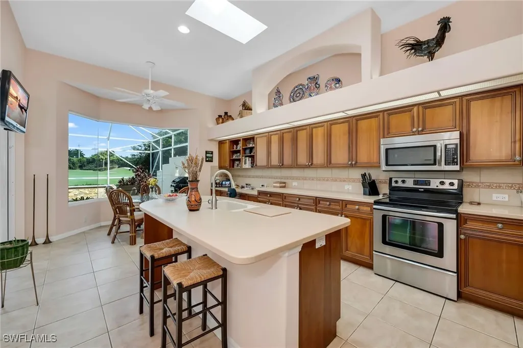 6095 Fairway Court Naples FL 34110