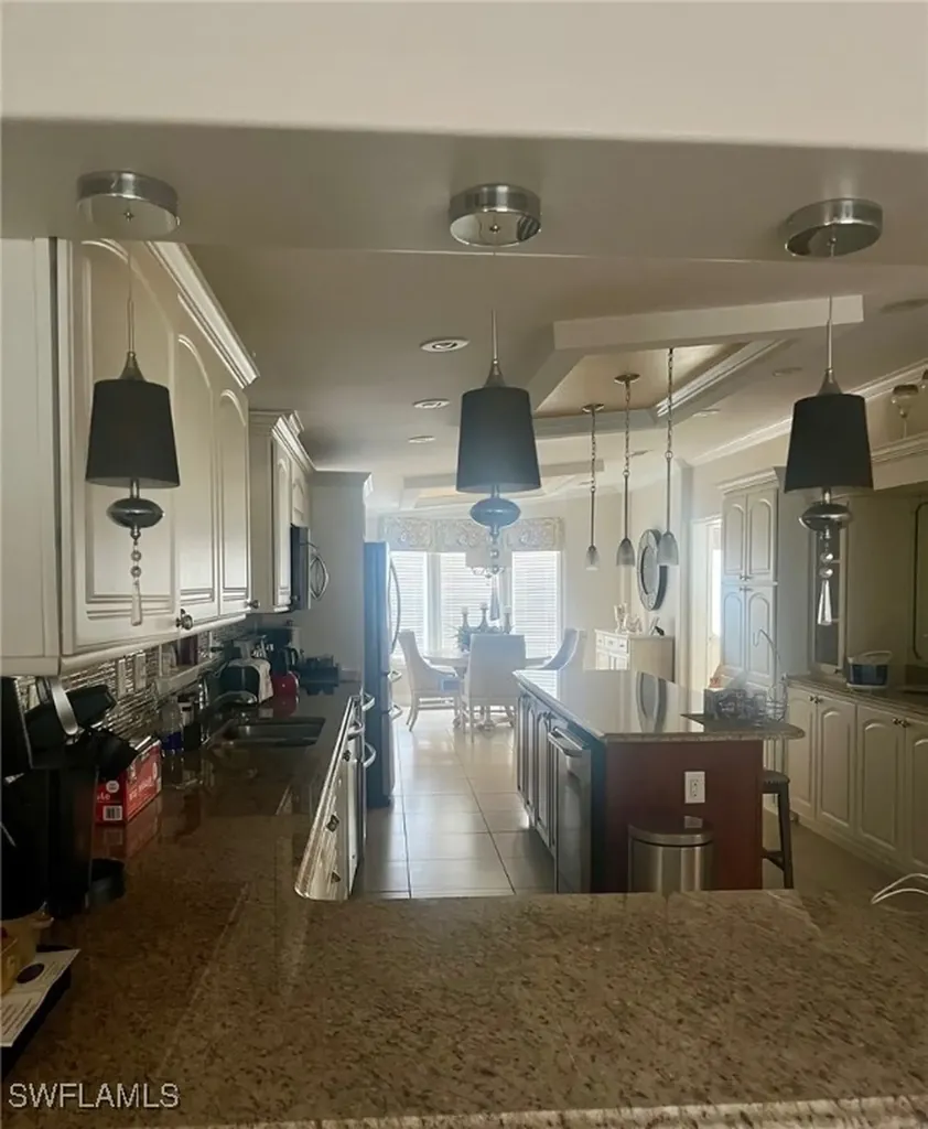 1352 Amethyst Lake Lane Naples FL 34114