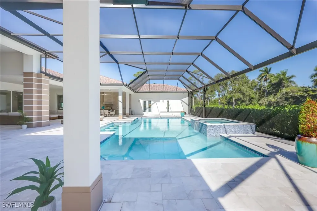 590 Carica Road Naples FL 34108