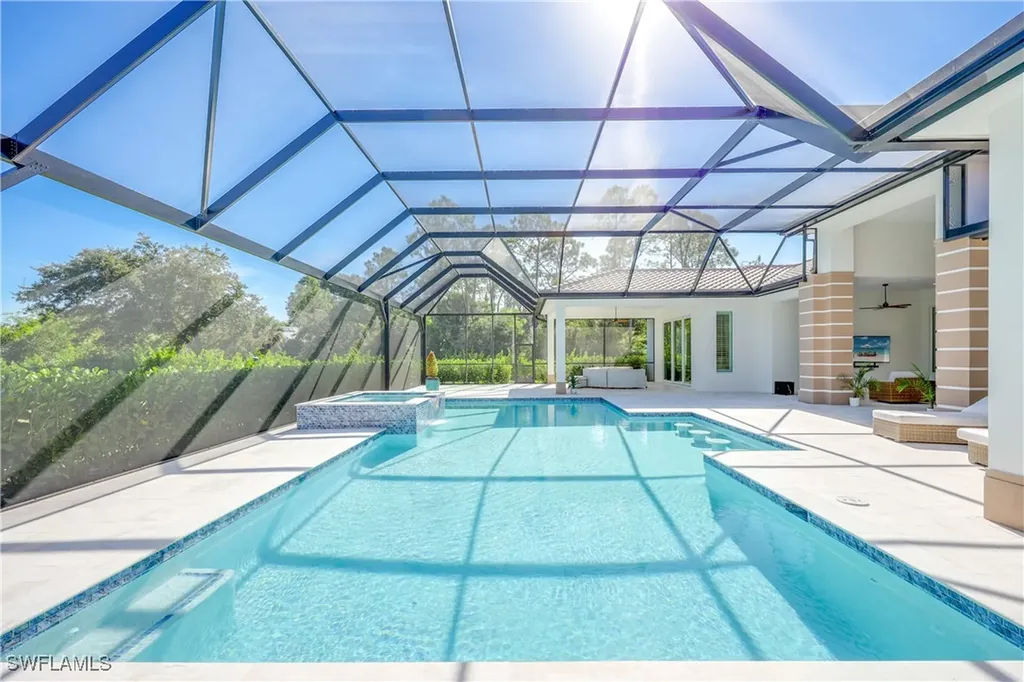 590 Carica Road Naples FL 34108