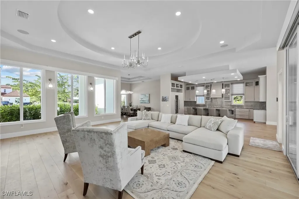 590 Carica Road Naples FL 34108