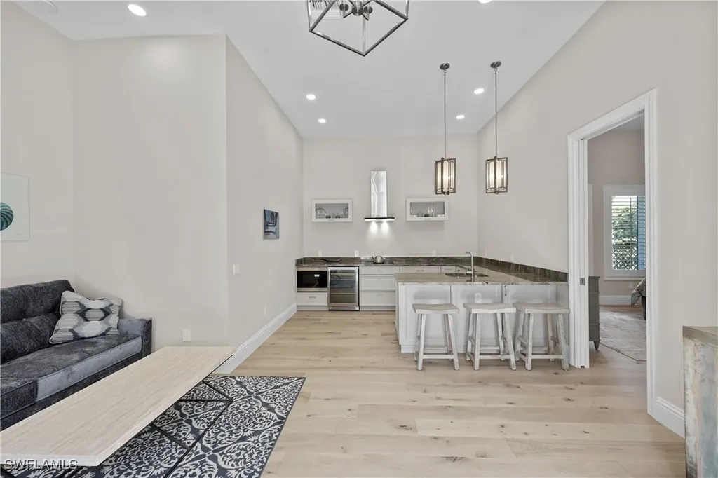 590 Carica Road Naples FL 34108