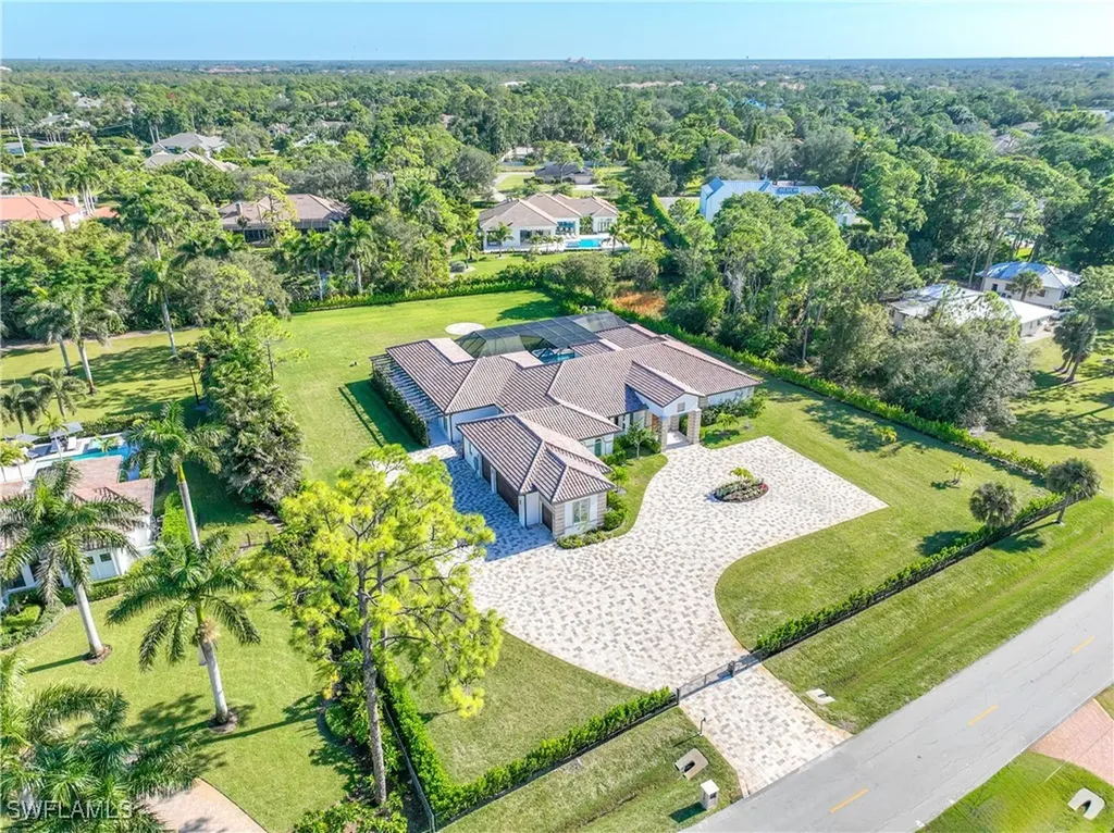 590 Carica Road Naples FL 34108