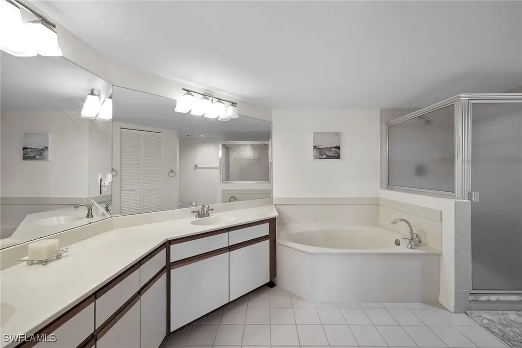 4240 Lake Forest Drive Bonita Springs FL 34134