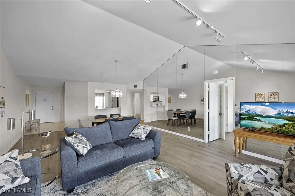 4240 Lake Forest Drive Bonita Springs FL 34134