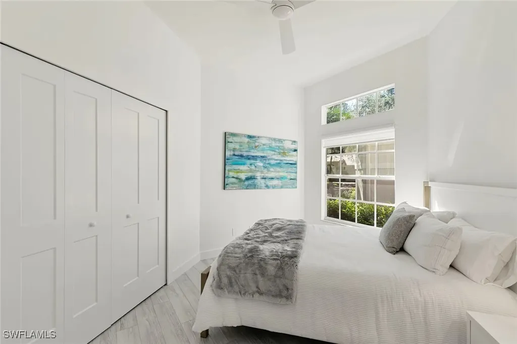 101 Amblewood Lane Naples FL 34105