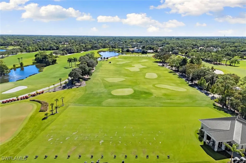 101 Amblewood Lane Naples FL 34105