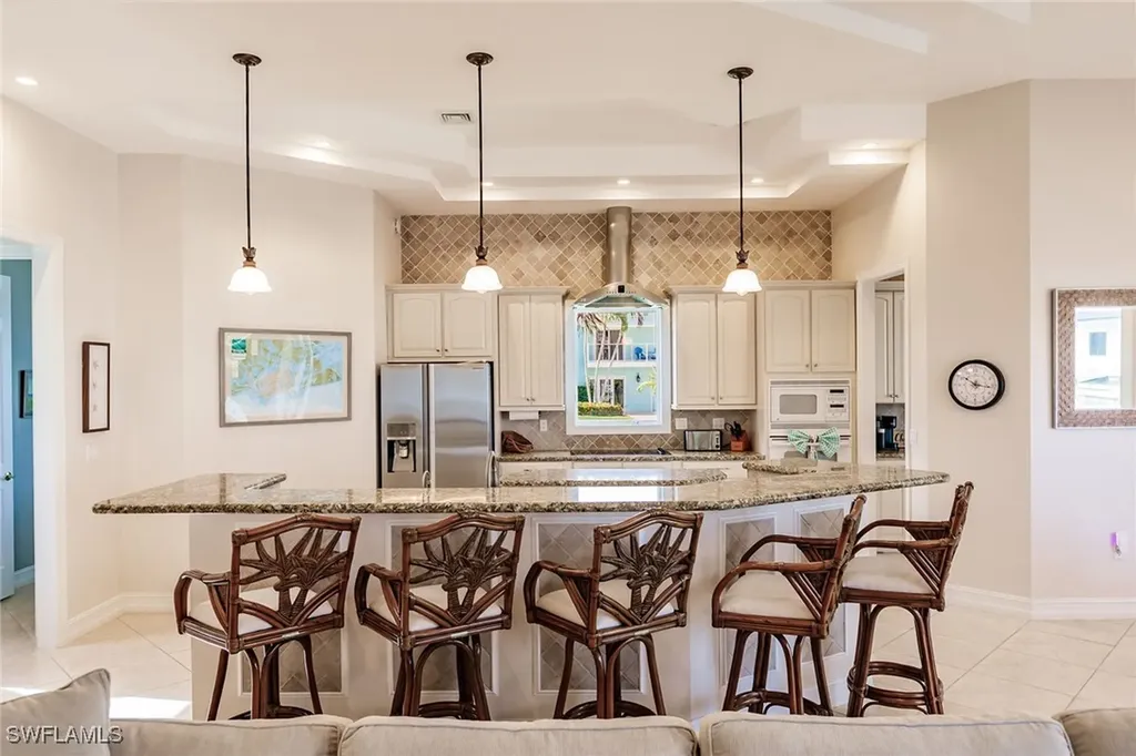 950 Snowberry Court Marco Island FL 34145