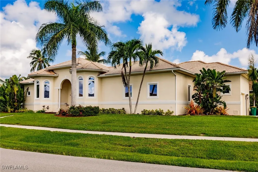950 Snowberry Court Marco Island FL 34145
