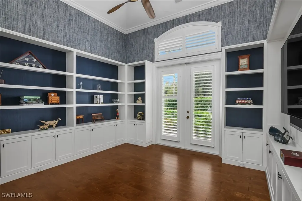 15270 Burnaby Drive Naples FL 34110