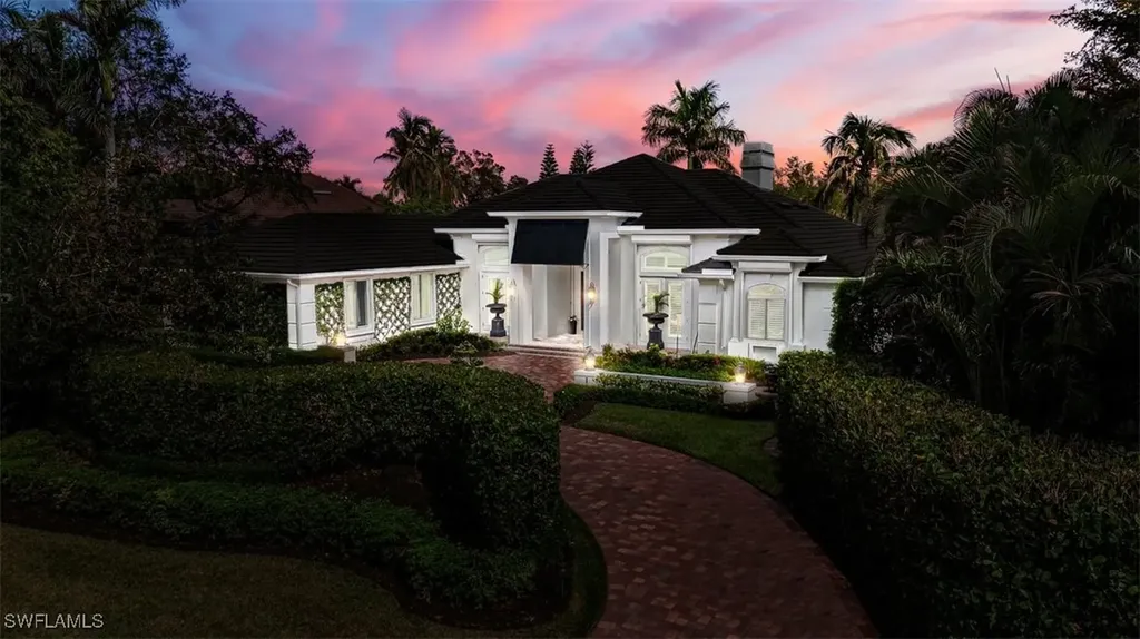 15270 Burnaby Drive Naples FL 34110