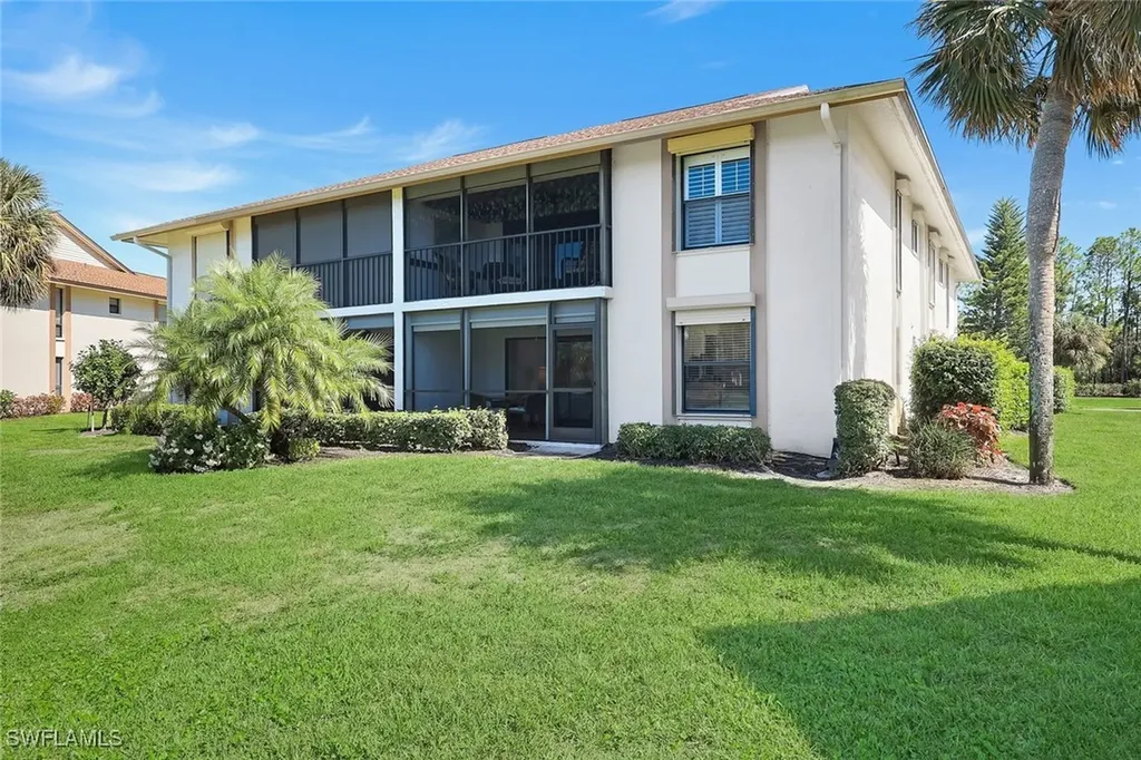 529 Lake Louise Circle Naples FL 34110