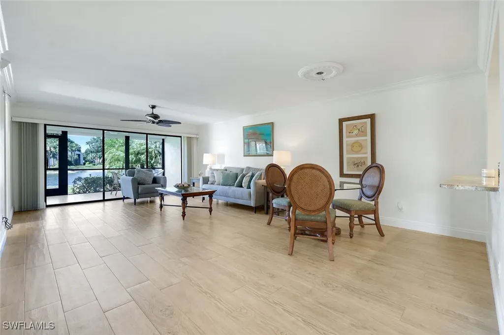 529 Lake Louise Circle Naples FL 34110