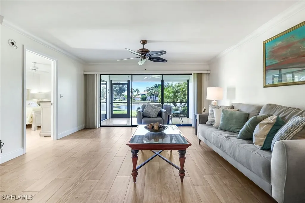 529 Lake Louise Circle Naples FL 34110