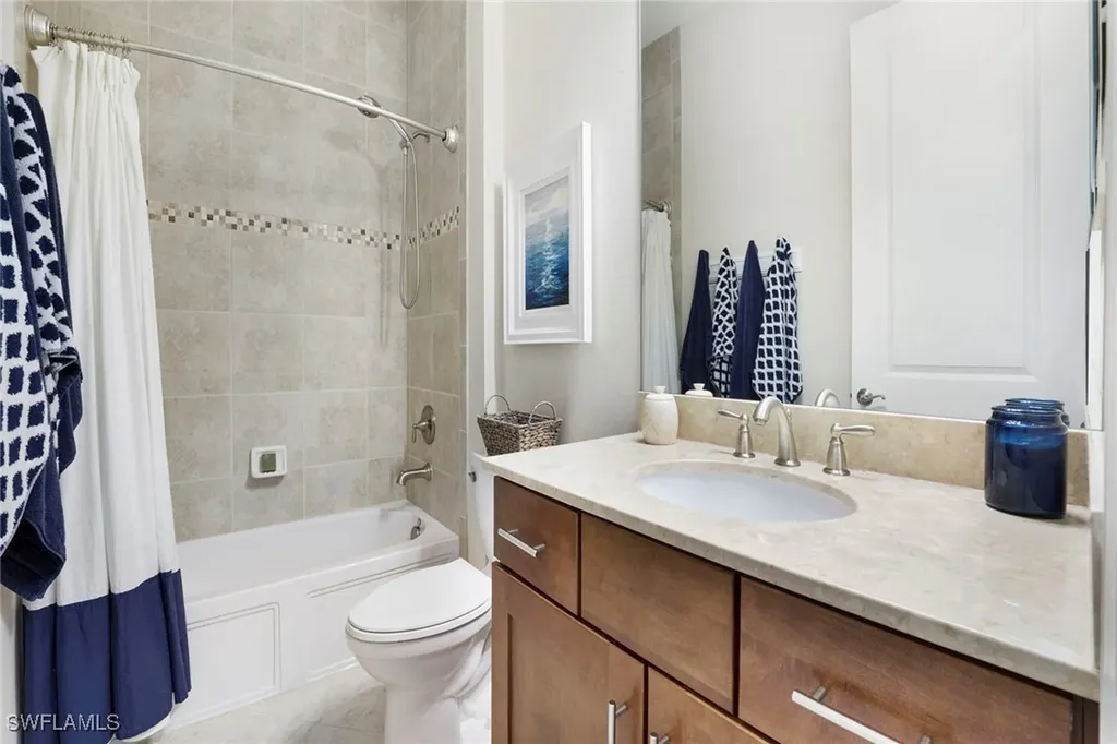 1410 Redona Way Naples FL 34113