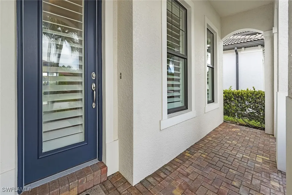 1410 Redona Way Naples FL 34113